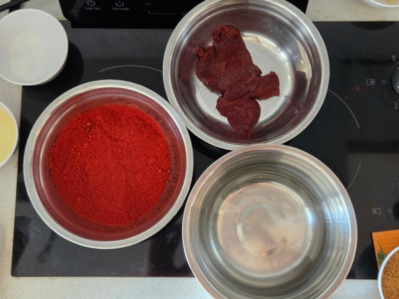 22b8550e7e0b4d23b7ba2ed3a069679d_1765436